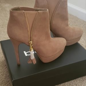 NIB bebe suede booties
